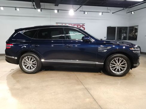 Used 2024 Genesis GV80 2.5T AWD/4WD image 8