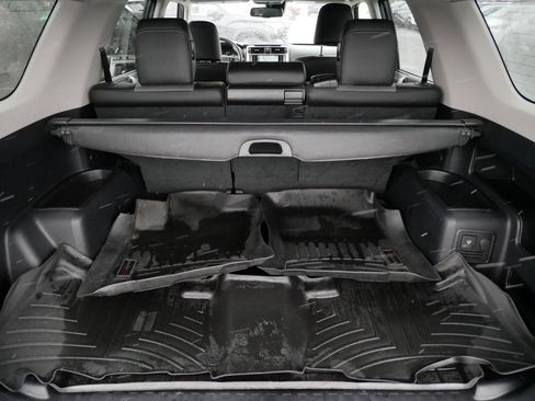 Certified 2022 Toyota 4Runner SR5 Premium w/ Moonroof Package image 18