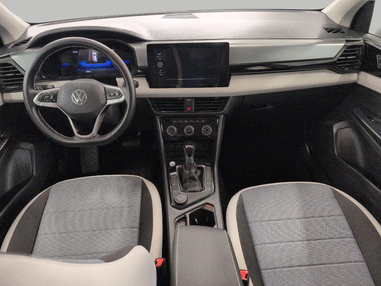 Used 2026 Volkswagen Taos S AWD/4WD image 16