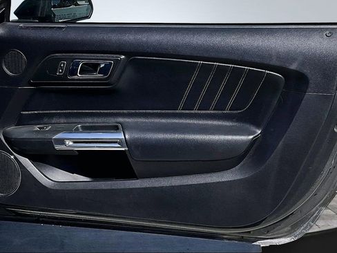 Used 2016 Ford Mustang Premium w/ Pony Package RWD image 15