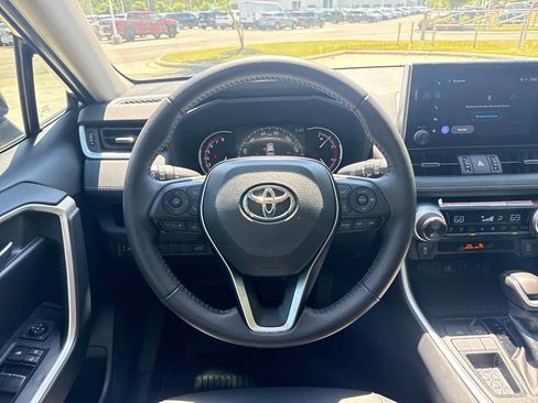 Used 2024 Toyota RAV4 XLE Premium FWD image 19