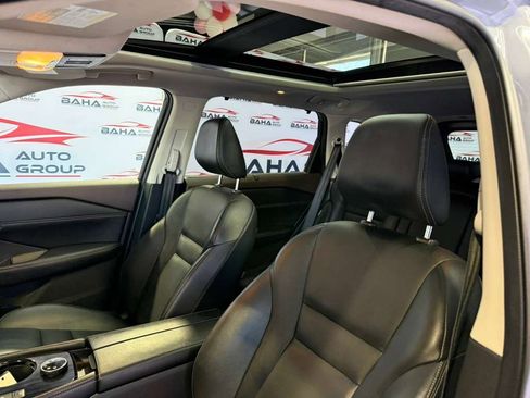 Used 2021 Nissan Rogue SL w/ Premium Package image 25