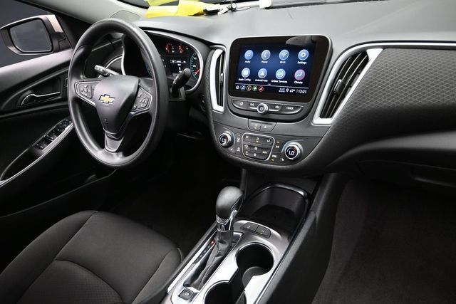 Used 2024 Chevrolet Malibu LT FWD image 15