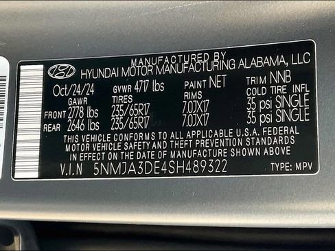 Used 2025 Hyundai Tucson SE image 13