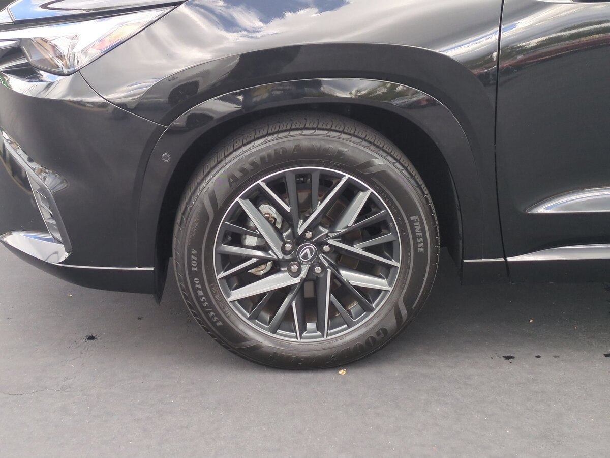 Used 2024 Lexus TX 350 AWD w/ Technology Package image 9