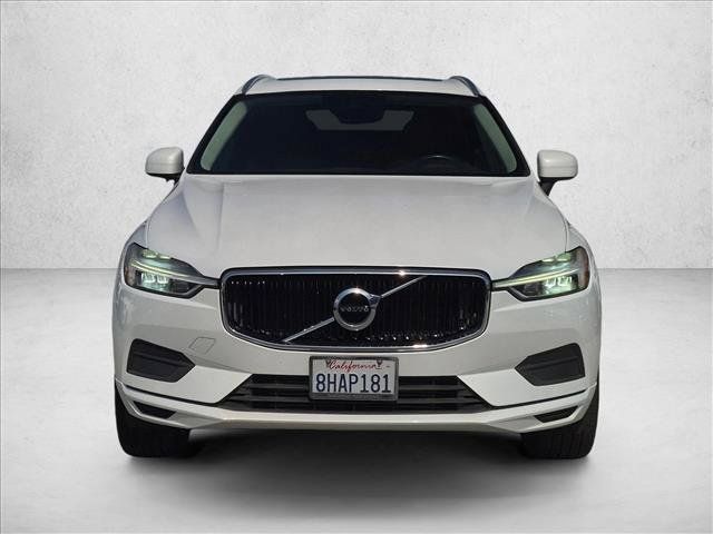 Used 2019 Volvo XC60 T5 Momentum w/ Multimedia Package AWD/4WD image 2