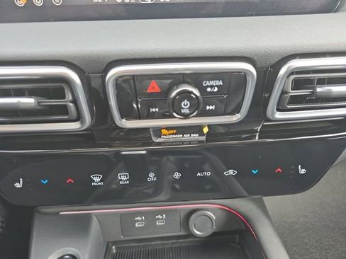 New 2026 Nissan Sentra SR image 4