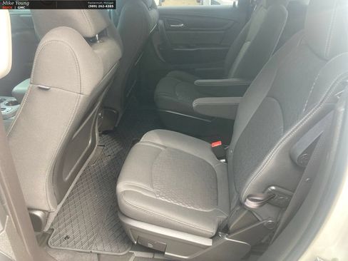 Used 2014 GMC Acadia SLE FWD image 14