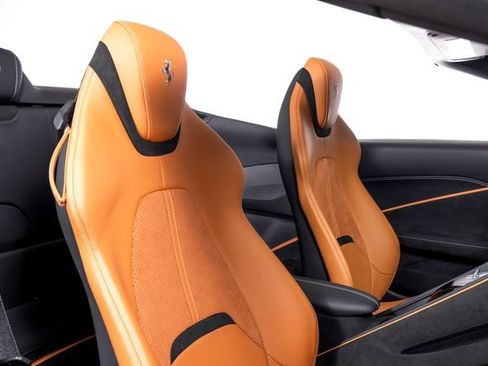 Used 2026 Ferrari Roma Spider RWD image 51