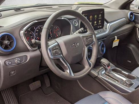 New 2025 Chevrolet Blazer RS w/ LPO, 'HIT The Road' Package FWD image 3