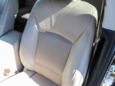 Used 2019 Subaru Outback 2.5i Limited w/ Popular Package #2 image 26