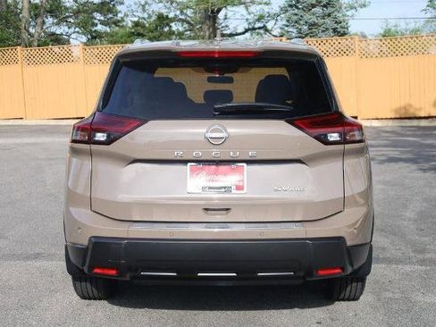 Certified 2024 Nissan Rogue SV w/ SV Premium Package image 6