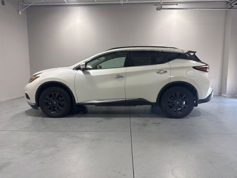 Used 2018 Nissan Murano SV w/ Premium Package FWD image 10