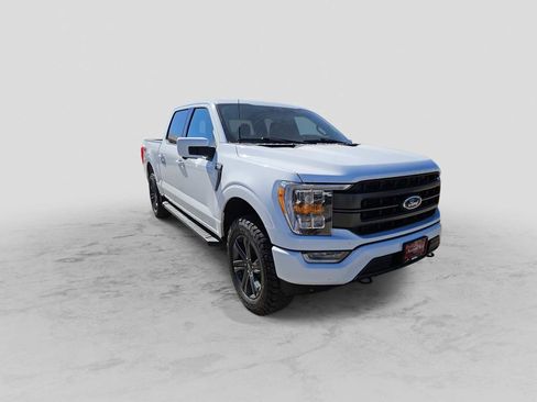 Used 2023 Ford F150 Lariat image 2