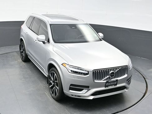 Used 2023 Volvo XC90 B6 Plus w/ Protection Package Premier AWD/4WD image 31