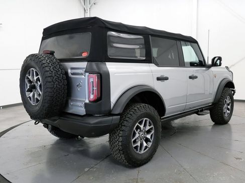 Used 2022 Ford Bronco Badlands AWD/4WD image 7