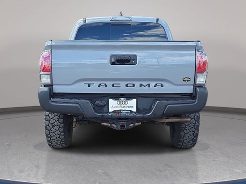 Used 2021 Toyota Tacoma TRD Off-Road AWD/4WD image 7