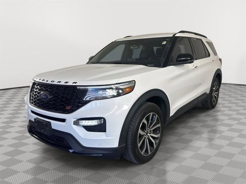 Used 2020 Ford Explorer ST w/ Premium Technology Package image 2