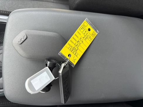 Used 2025 Kia K4 FWD image 12