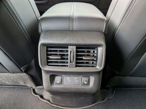 New 2026 Nissan Murano Platinum AWD/4WD image 37