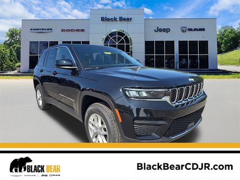 New 2025 Jeep Grand Cherokee Laredo X w/ Luxury Tech Group I image 1