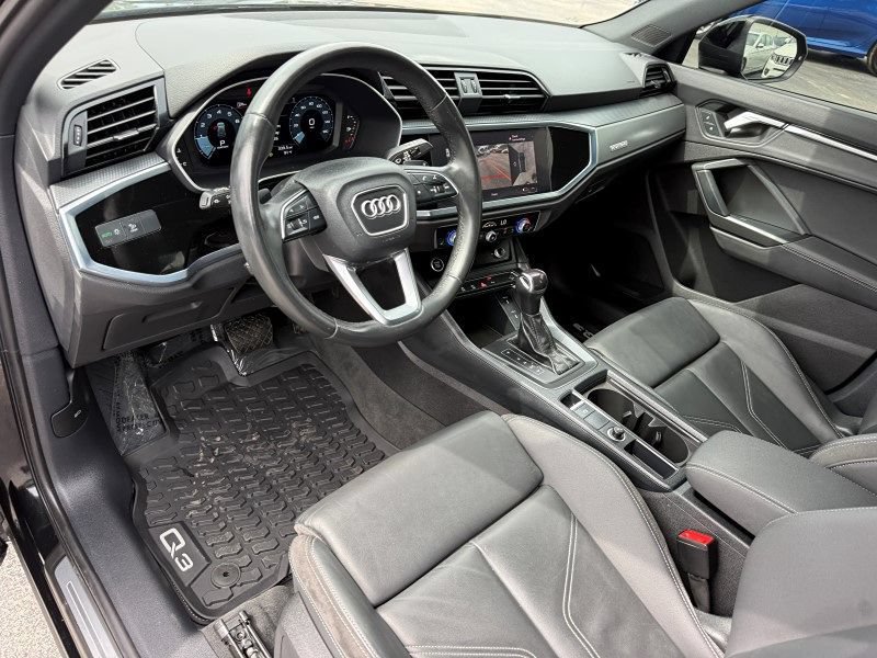 Used 2022 Audi Q3 2.0T Premium Plus w/ Premium Plus Package AWD/4WD image 12
