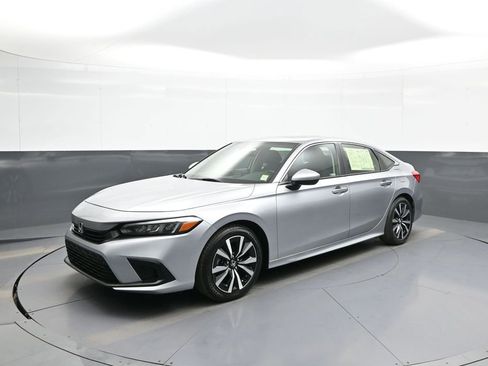 Certified 2022 Honda Civic EX image 10