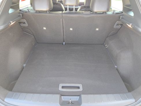 Certified 2025 Nissan Kicks SR FWD image 24