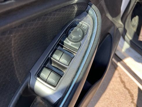 Used 2017 Chevrolet Malibu LT FWD image 13