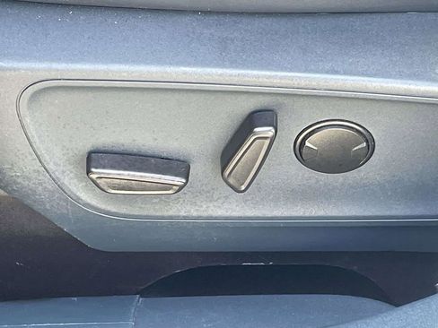 Used 2022 Ford Maverick Lariat w/ Lariat Luxury Package image 14