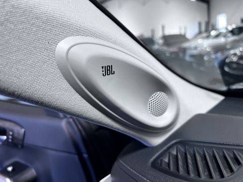 Used 2020 Toyota Highlander Limited Platinum image 28