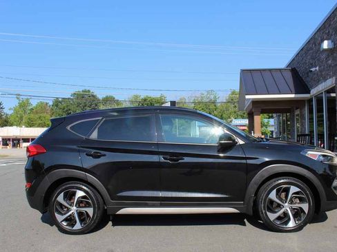 Used 2018 Hyundai Tucson Value AWD/4WD image 4