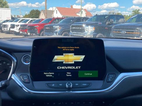 New 2025 Chevrolet Blazer LT w/ Redline Edition image 17