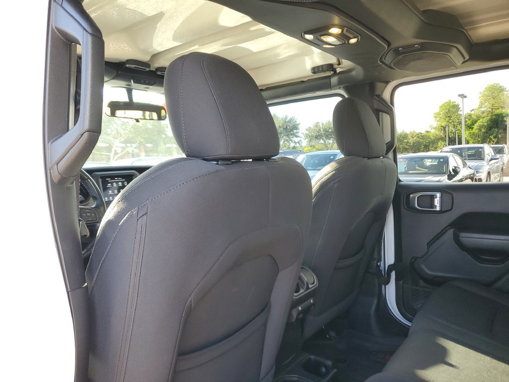 Used 2022 Jeep Gladiator Sport AWD/4WD image 16