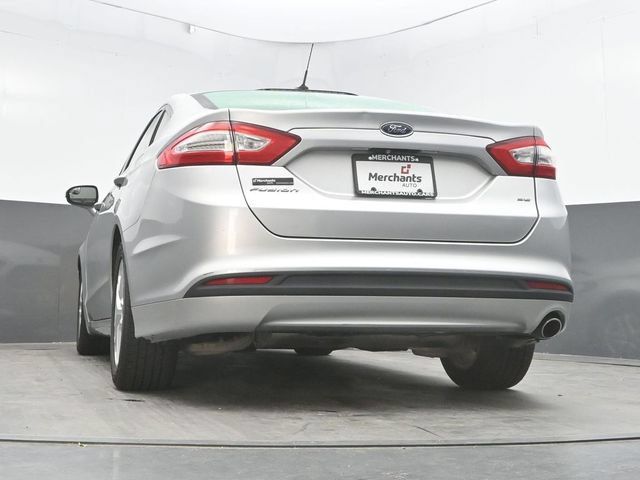 Used 2015 Ford Fusion SE FWD image 37
