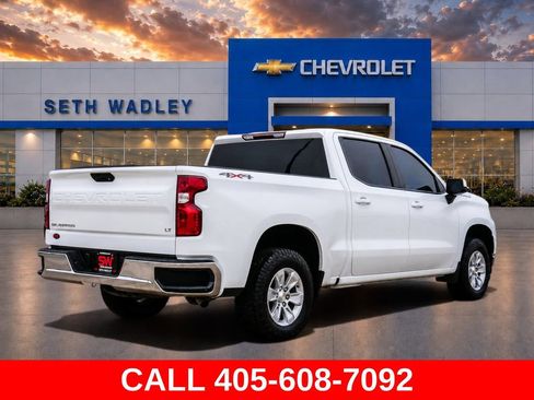 Used 2021 Chevrolet Silverado 1500 LT w/ Bed Protection Package AWD/4WD image 7