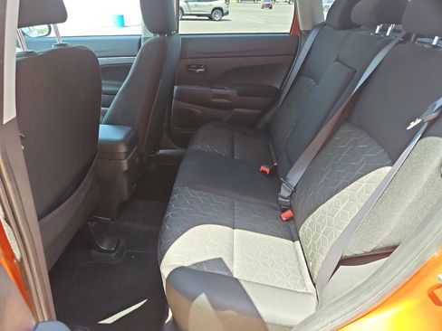 Used 2023 Mitsubishi Outlander Sport ES AWD/4WD image 16