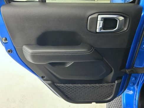 Certified 2022 Jeep Wrangler Unlimited Sahara w/ Cold Weather Group image 20