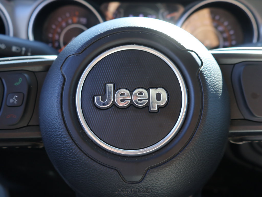 Used 2023 Jeep Gladiator Sport AWD/4WD image 25