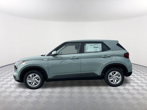 New 2026 Hyundai Venue SE FWD image 9