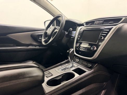 Used 2020 Nissan Murano SL w/ Moonroof Package AWD/4WD image 17