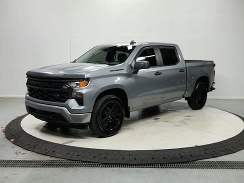Used 2024 Chevrolet Silverado 1500 Custom w/ LPO, Dark Essentials Package AWD/4WD image 4