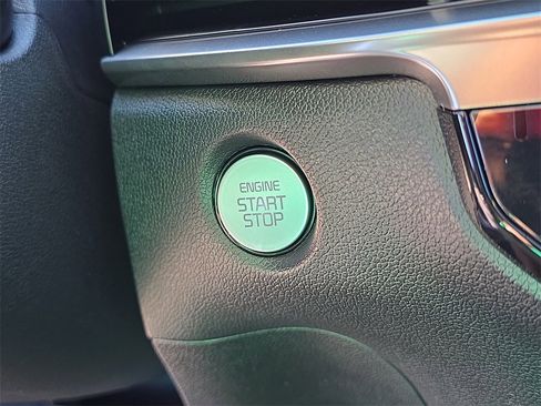 New 2026 Kia Sorento LX image 28