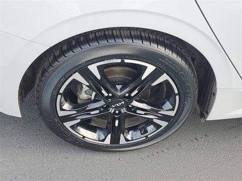 Used 2024 Kia K5 GT-Line image 5