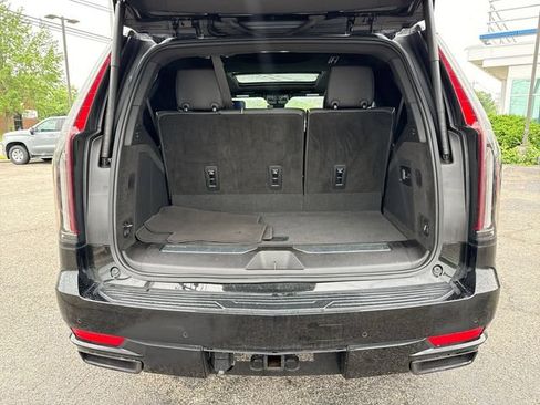 Used 2023 Cadillac Escalade Sport AWD/4WD image 25