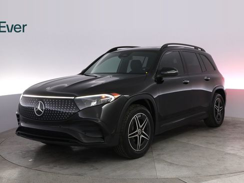 Used 2024 Mercedes-Benz EQB 300 4MATIC image 2