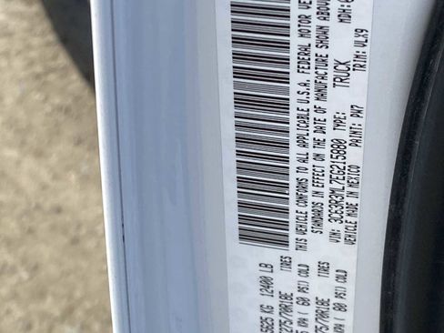 Used 2014 RAM 3500 Laramie w/ Convenience Group image 31