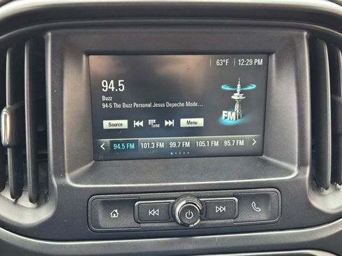 Used 2018 Chevrolet Colorado W/T image 16