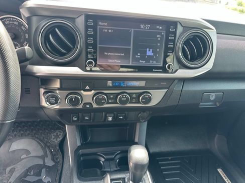 Used 2023 Toyota Tacoma 4x4 Double Cab w/ Trail Edition image 12