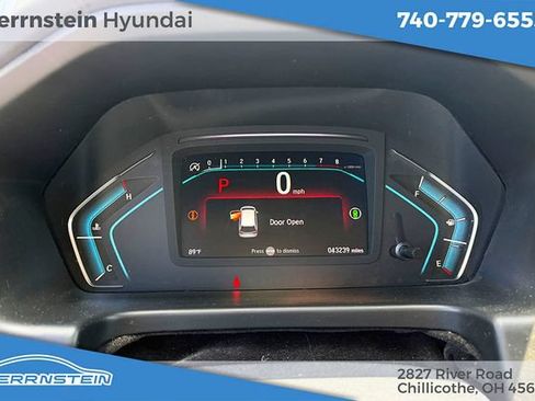 Used 2024 Honda Odyssey Touring image 18
